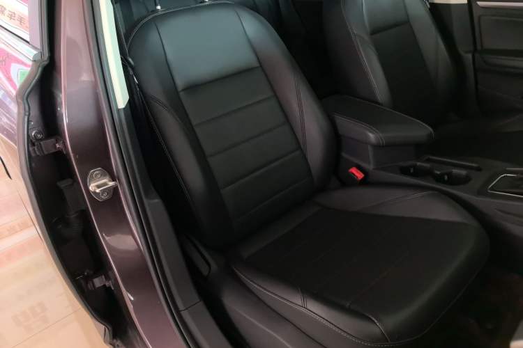 Used Volkswagen Lavida 2018 1.5L Automatic Comfort Edition China V Standard Right Front Seat