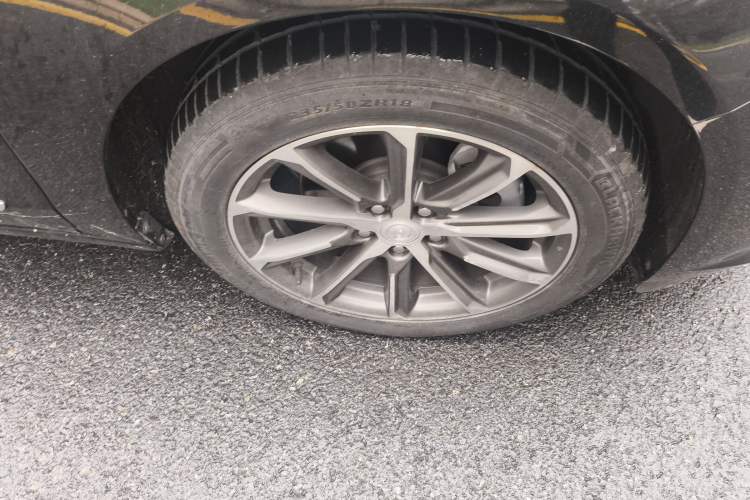 Used Buick LaCrosse 2020 652T Luxury Version Right Front Wheel Hub