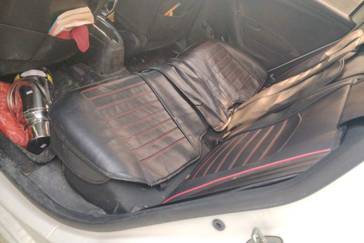 Used Peugeot 301 2014 1.6L Manual Comfort Edition