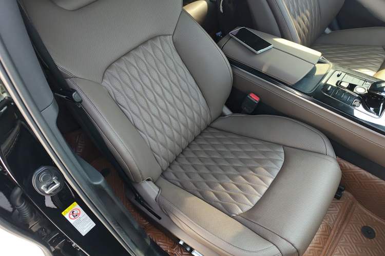 Used BYD Han 2023 EV Champion Edition 605KM Front-Drive Premium Model
