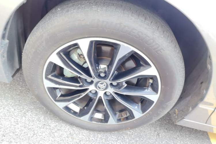 Used Toyota Avalon 2023 2.0L Luxury Edition