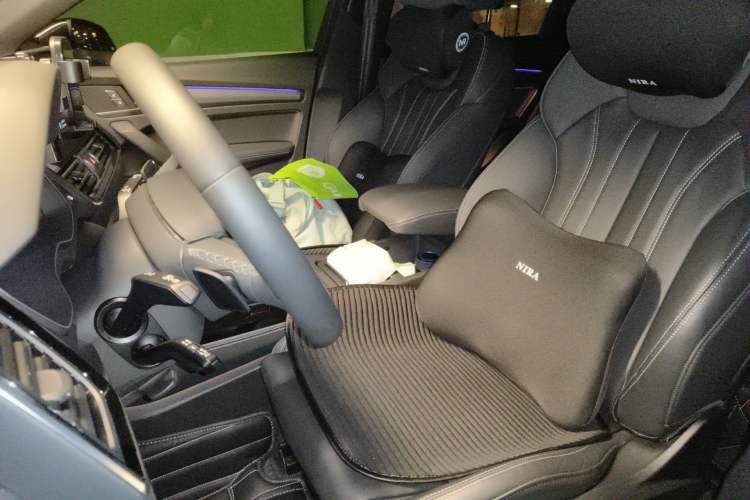 Used Audi Q5L 2024 40 TFSI Luxury Dynamic Edition Left Front Seat