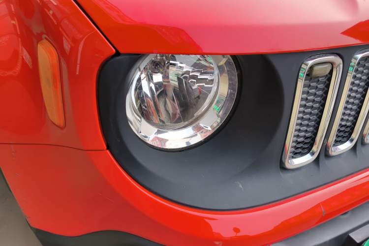 Used Jeep Renegade 2017 180T Automatic High-Energy Version
