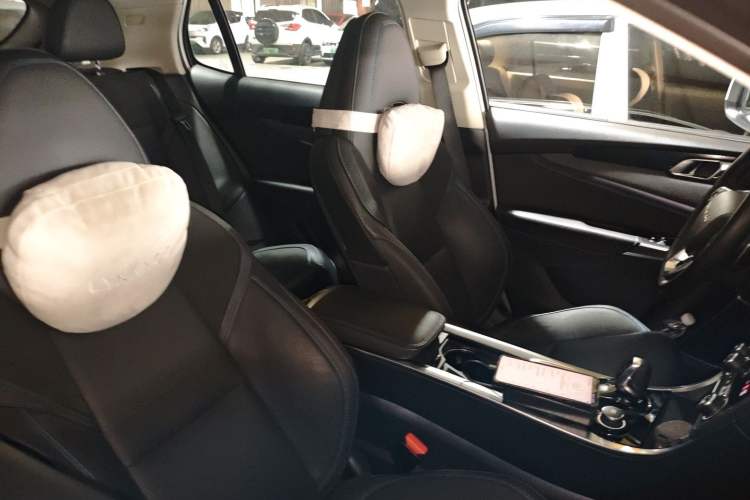 Used Lynk & Co 01 EM-P 2018 1.5T PHEV Jing Guo V