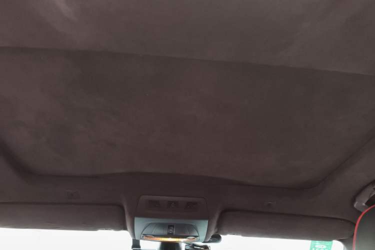 Used BMW 5 Series 2012 530Li Leading Model