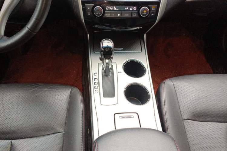 Used Nissan Teana 2018 2.0L XL Smart Upgrade Edition Gear Lever