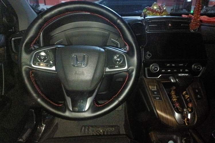 Used Honda CR-V 2017 240TURBO CVT Front-Wheel Drive Fashion Edition