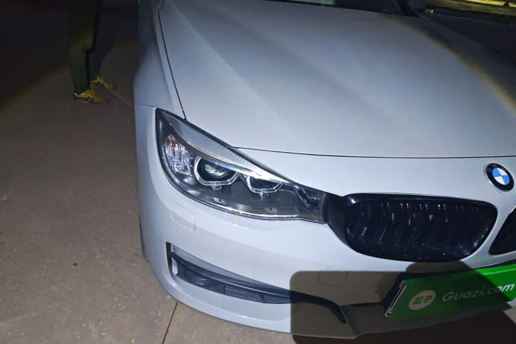 Used BMW 3 Series GT 2013 320i Leading Model