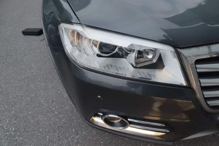 Used Haval H6 2015 Revised Version Sport Edition 1.5T Manual Transmission Two-Wheel Drive Elite Grade