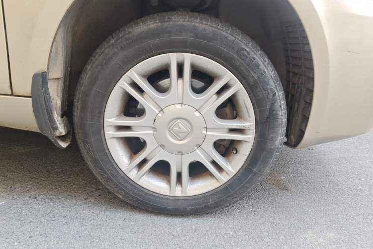 Used Zotye M300 2010 1.6L Gasoline Standard Edition 5 Seats