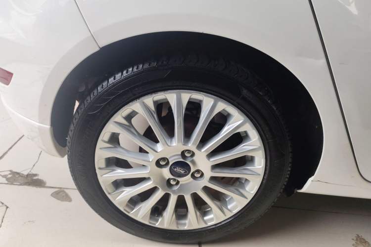 Used Ford Fiesta 2014 Hatchback 1.0 GTDi Automatic Dynamic Model