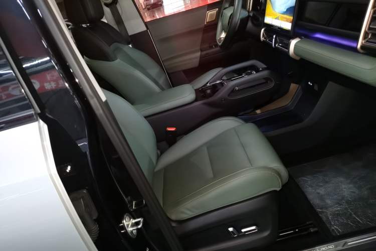 Used iCAR 03 2024 472km Four-Wheel Drive Long-Range Intelligent Advanced Version