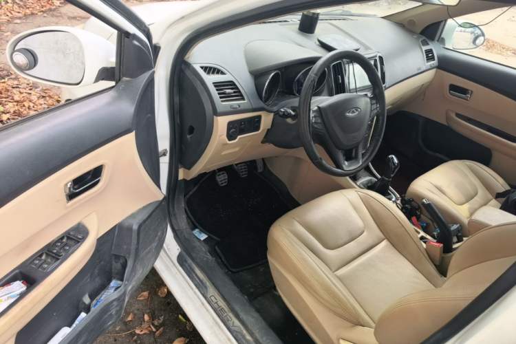 Used Chery E3 2015 1.5L Manual ZhiShang Model
