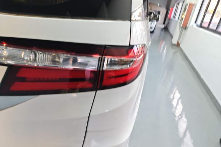 Used Honda Odyssey 2017 2.4L Luxury Edition
