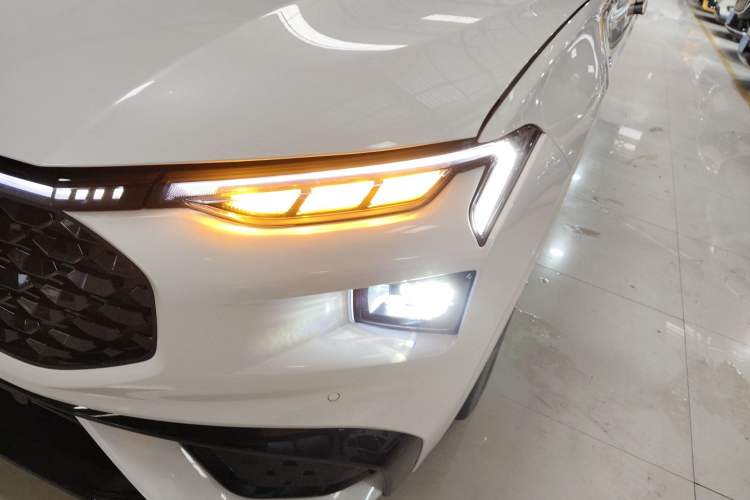 Used Ford Mondeo 2025 2.0T EcoBoost E Hybrid Sport Edition ST-Line
