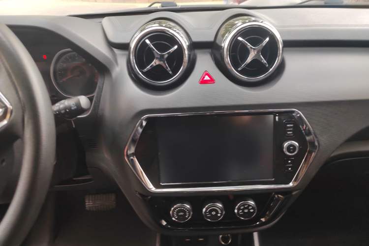 Used Soueast DX3 2018 1.5T CVT Flagship Edition
