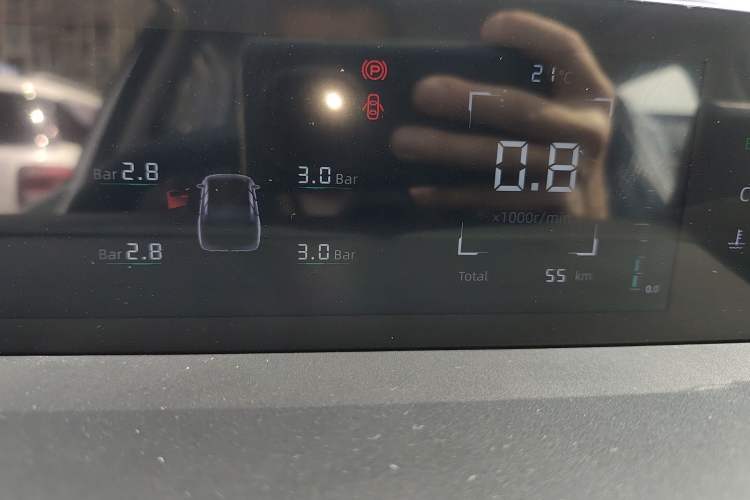 Used CHANGAN Eado 2025 Blue Whale 1.5T 500Bar Prestige Model
