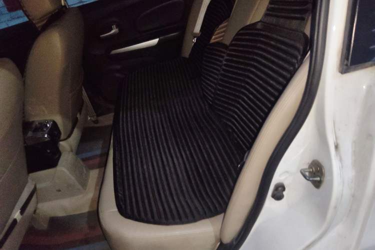 Used Venucia R50 2013 1.6L Manual Luxury Edition Left Rear Seat