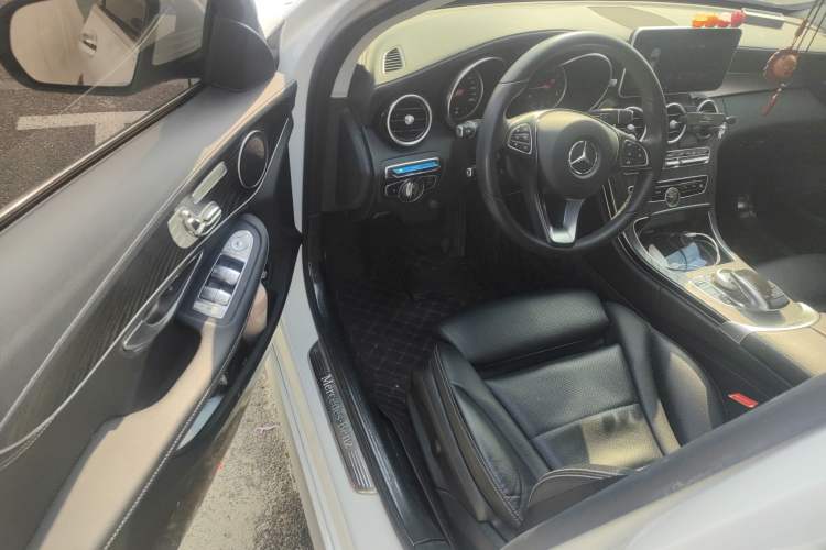 Used Mercedes-Benz C-Class 2017 Facelift C 200 L 4MATIC Sport Edition