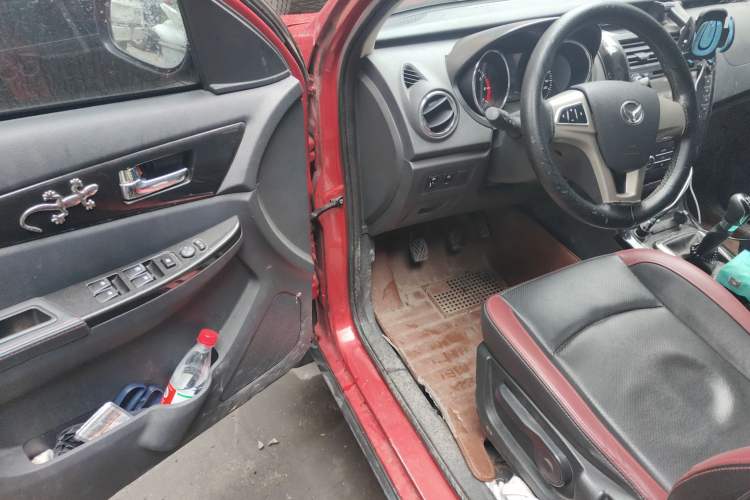 Used HYOSOW S3 2014 1.5L Luxury Version China IV Emission Standard
