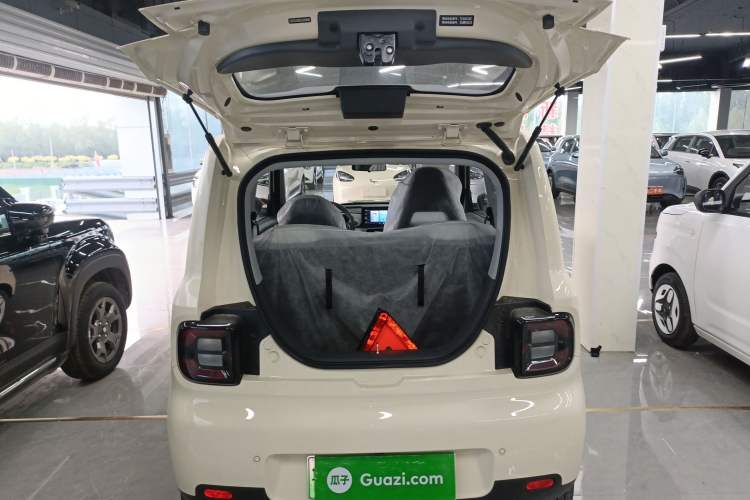 Used Geely Galaxy Panda 2025 210 km – Yuanqi Bear Trunk