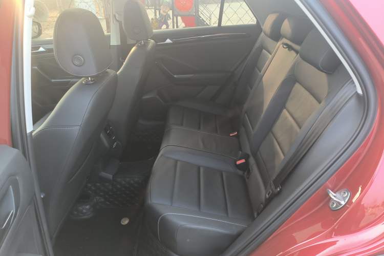 Used Volkswagen T-ROC 2021 Revised Version 280TSI DSG Two-Wheel Drive Comfort & Smart Connectivity Edition
