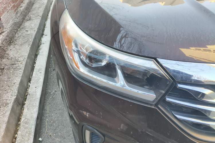 Used GAC Trumpchi GS4 2018 235T Automatic Two-Wheel Drive Elite Edition Right Front Headlight