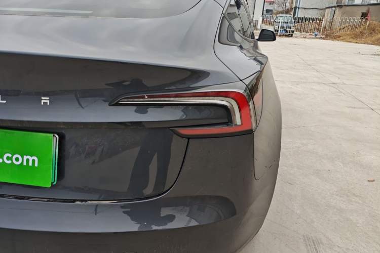 Used Tesla Model 3 2023 Rear-Wheel-Drive Version
