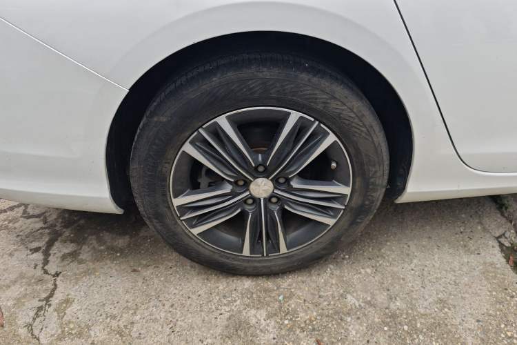 Used Peugeot 308 2016 1.6L Automatic Luxury Edition