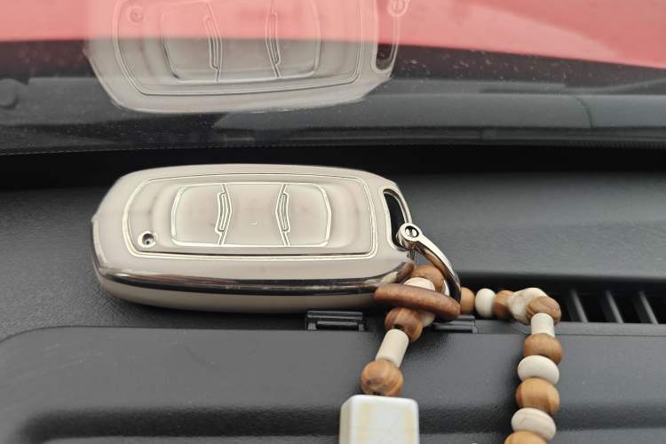 Used Geely Galaxy Panda 2024 200km Panda Rider Vehicle Key