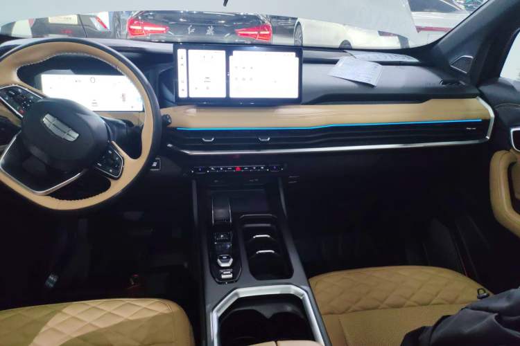 Used Geely Auto Haoyue L 2023 2.0T DCT Flagship Version