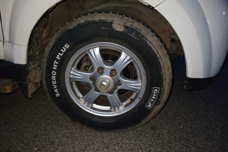 Used Haval H5 Classic 2013 Zhizun Edition 2.0L Manual Two-Wheel Drive Entry-Level Model