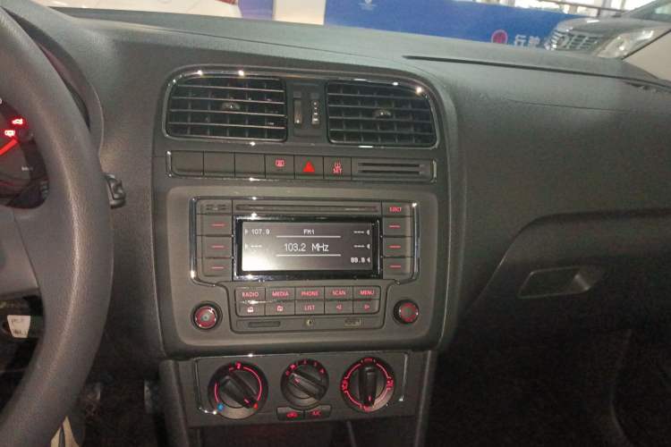 Used Volkswagen Polo 2014 1.4L Automatic Comfort Edition
