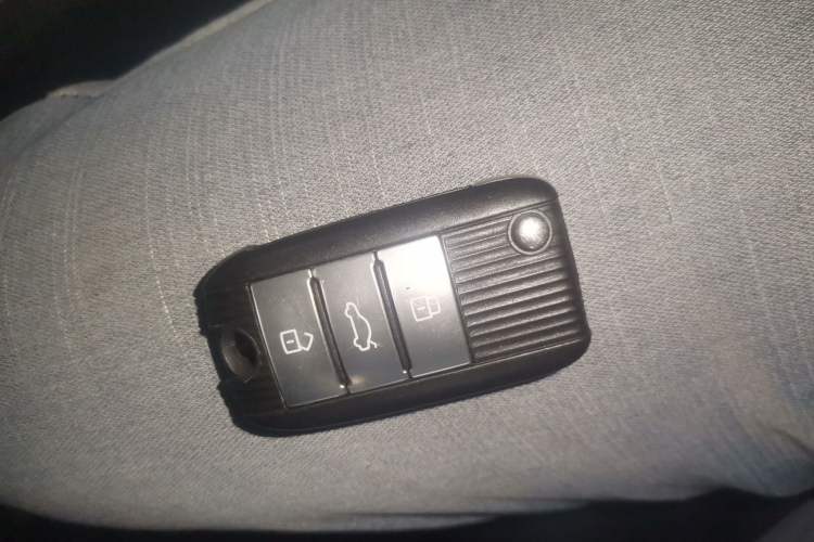 Used Roewe RX5 2016 20T Two-Wheel Drive Automatic Internet Smart Edition