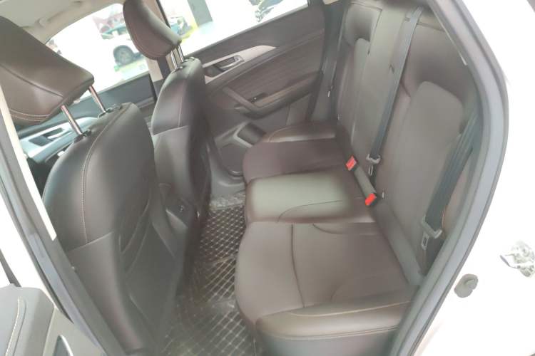 Used CHANGAN CS35PLUS 2019 1.6L Manual E-Link Upgrade Edition
