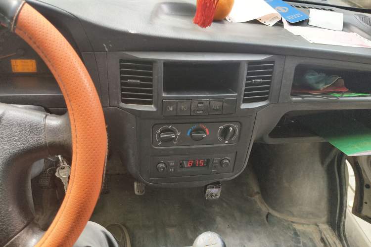 Used Wuling Zhiguang 2013 1.0L Practical Version