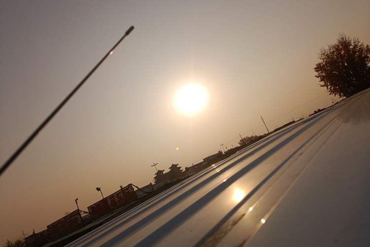 Used JMC Fushun 2023 2.0T Automatic Mid-Drive High-Roof Commercial Van Transport Vehicle with 2/3 Seats
