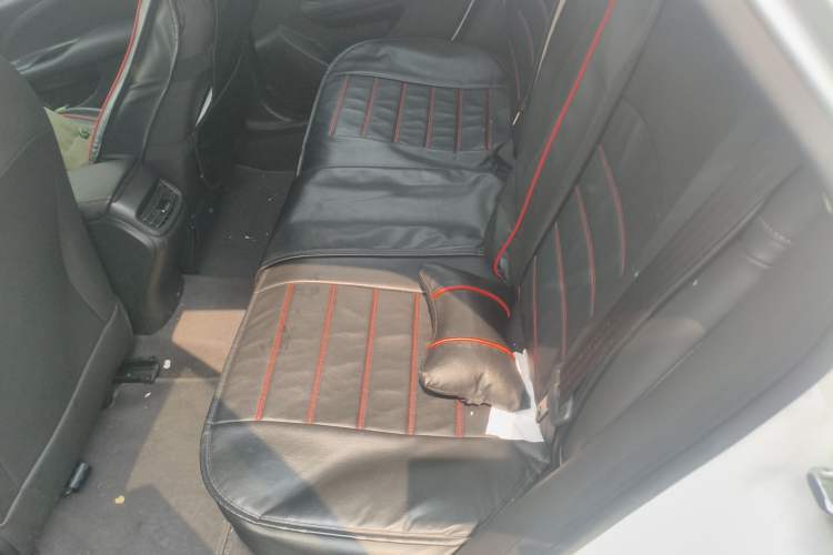 Used Buick GT 2021 Revised Version Flagship 1.5L Automatic Elite Edition Left Rear Seat