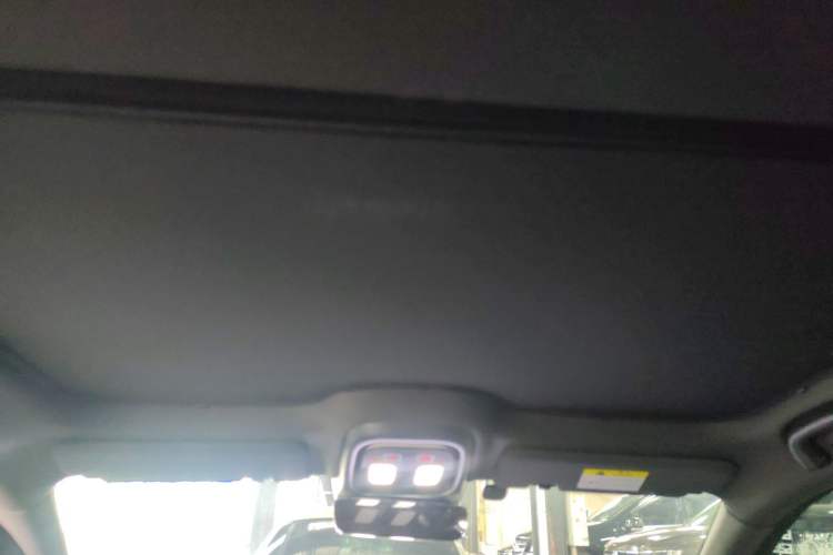 Used Deepal SL03 2025 Revised Version Range-Extended Elite Edition Headliner