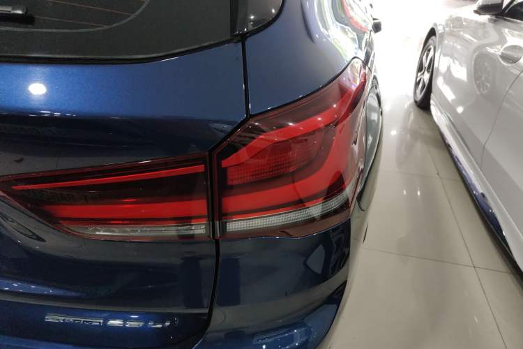 Used BMW X1 2020 sDrive25Li Leading Model
