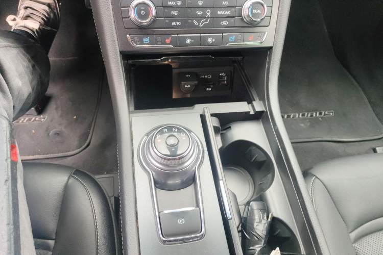 Used Ford Taurus 2015 EcoBoost 245 Fashion Edition