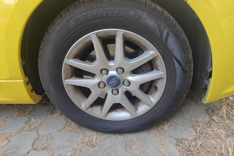 Used Ford Focus 2011 Hatchback 1.8L Manual Comfort Model
