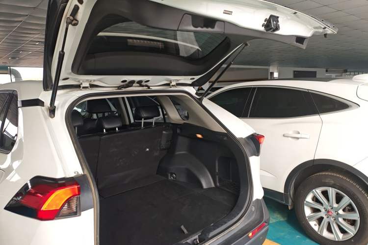 Used Toyota RAV4 2022 2.0L CVT Two-Wheel Drive Urban Edition