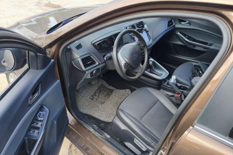 Used Ford Escort 2017 Happiness Edition 1.5L Automatic Fashion Version