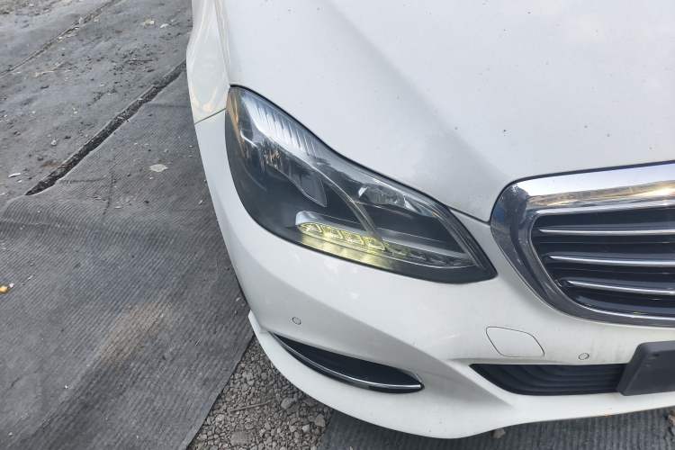 Used Mercedes-Benz E-Class 2015 E 200 L Right Front Headlight