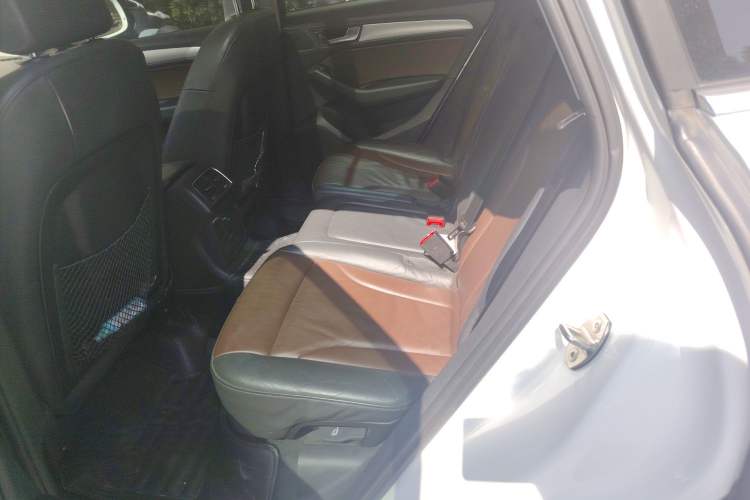 Used Audi Q5 2016 40 TFSI Technology Edition Left Rear Seat