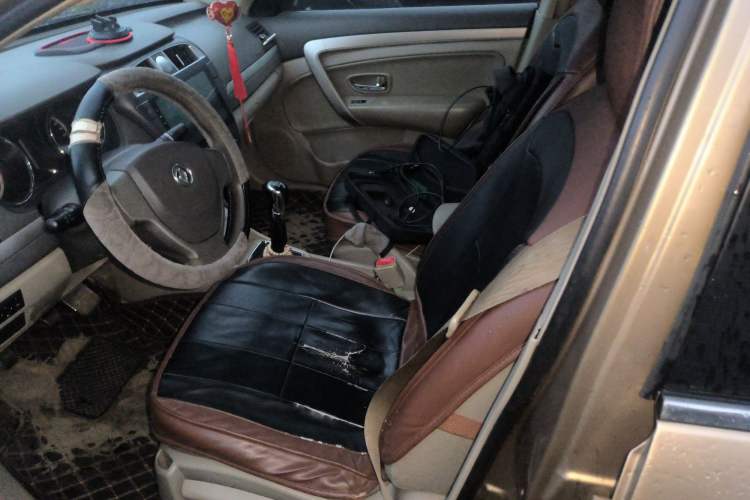 Used Dongfeng Aeolus A60 2014 1.6L Manual Luxury Model