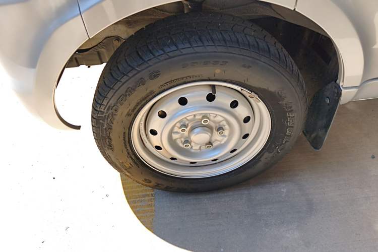 Used Wuling Rongguang 2021 1.5L Extended Basic Model Enclosed-Window Vehicle, 2-seater LAR
