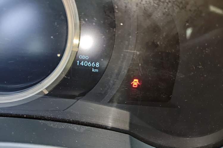 Used Lexus IS 2015 200t F SPORT
