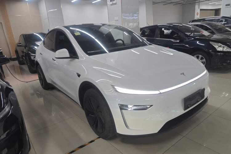 Used Tesla Model Y 2026 Rear-Drive Model